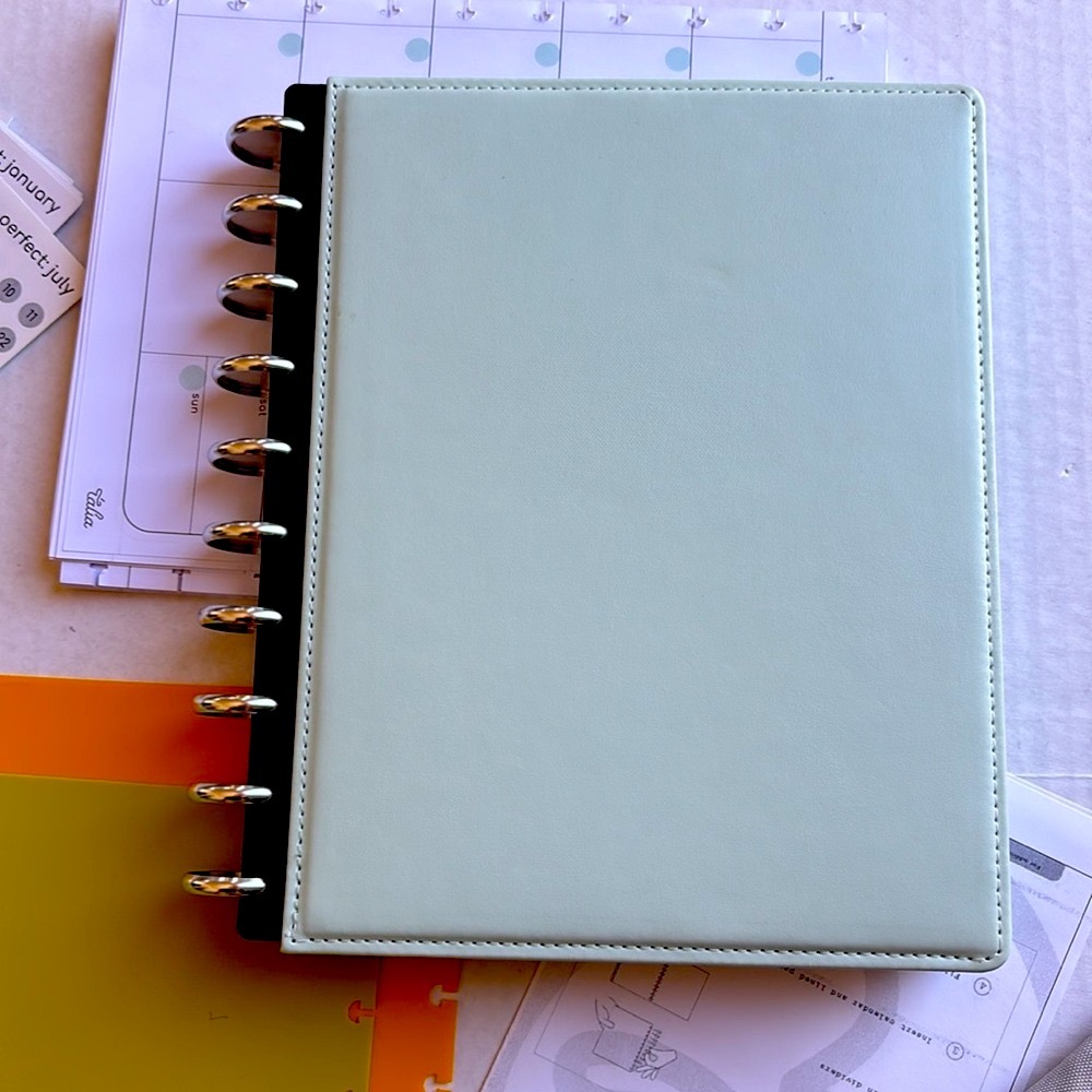 Undated Planner Notebook Journal Disc Kit, Sturdy Cover, Mint 8.25" x 10" Talia